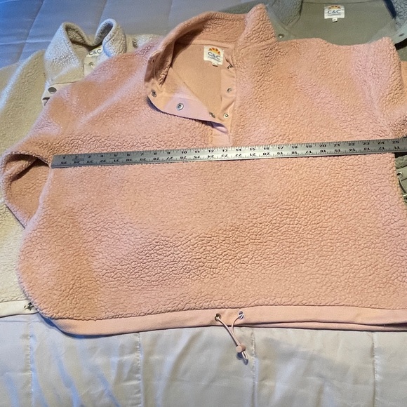 C&C California Soft Pink Fleece Pullover - Picture 8 of 9